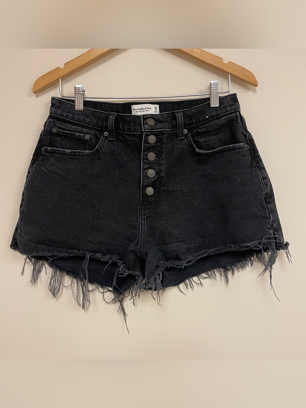 Abercrombie and Fitch High Rise Mom Short Black Size 30 10 Curve Love Button Fly